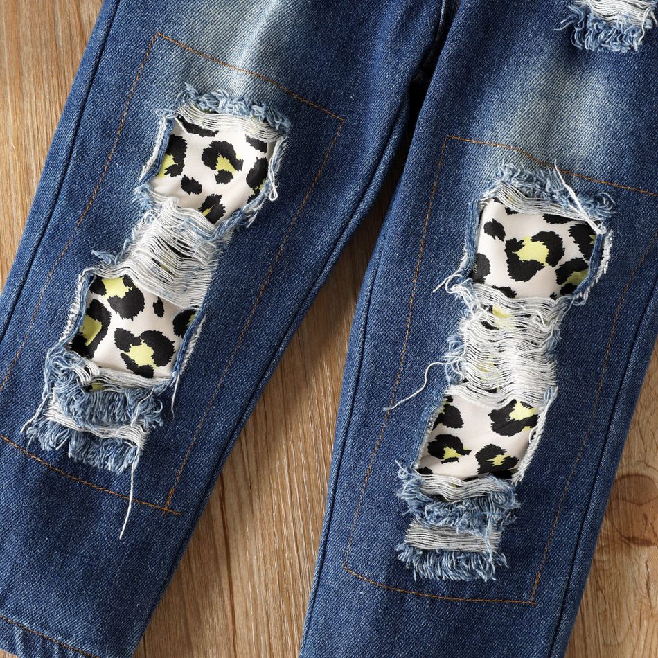 2pcs Toddler Girl Trendy Patchwork Ripped Denim Jeans and Leopard Print Sweatshirt Set Black big image 3