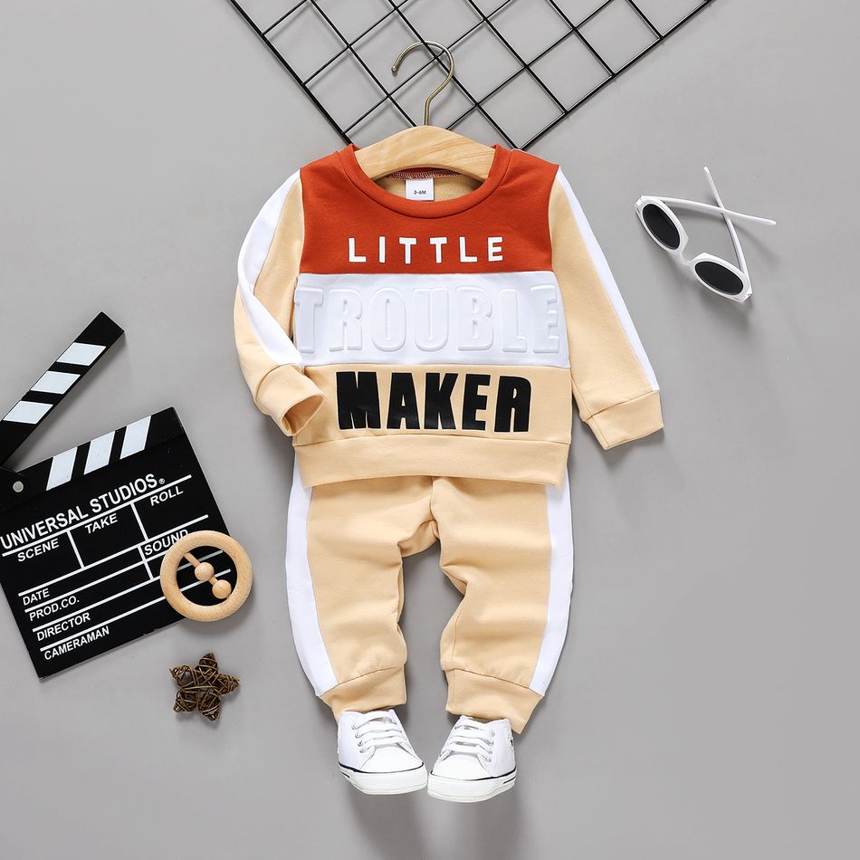 2pcs Baby Boy Letter Print Colorblock Long-sleeve Sweatshirt and Sweatpants Set Apricot
