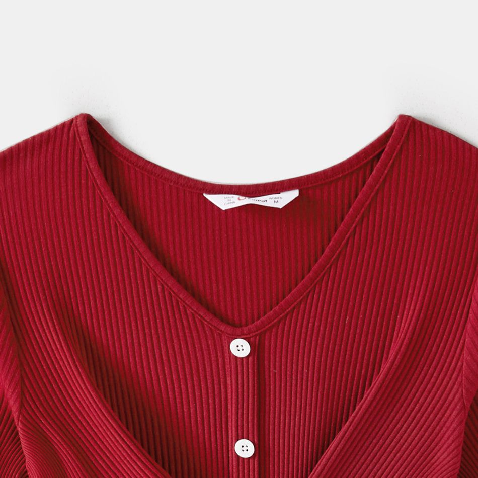 Family Matching Burgundy Ribbed Crisscross Pleated Midi Dresses and Long-sleeve Colorblock Tops Sets Burgundy big image 3