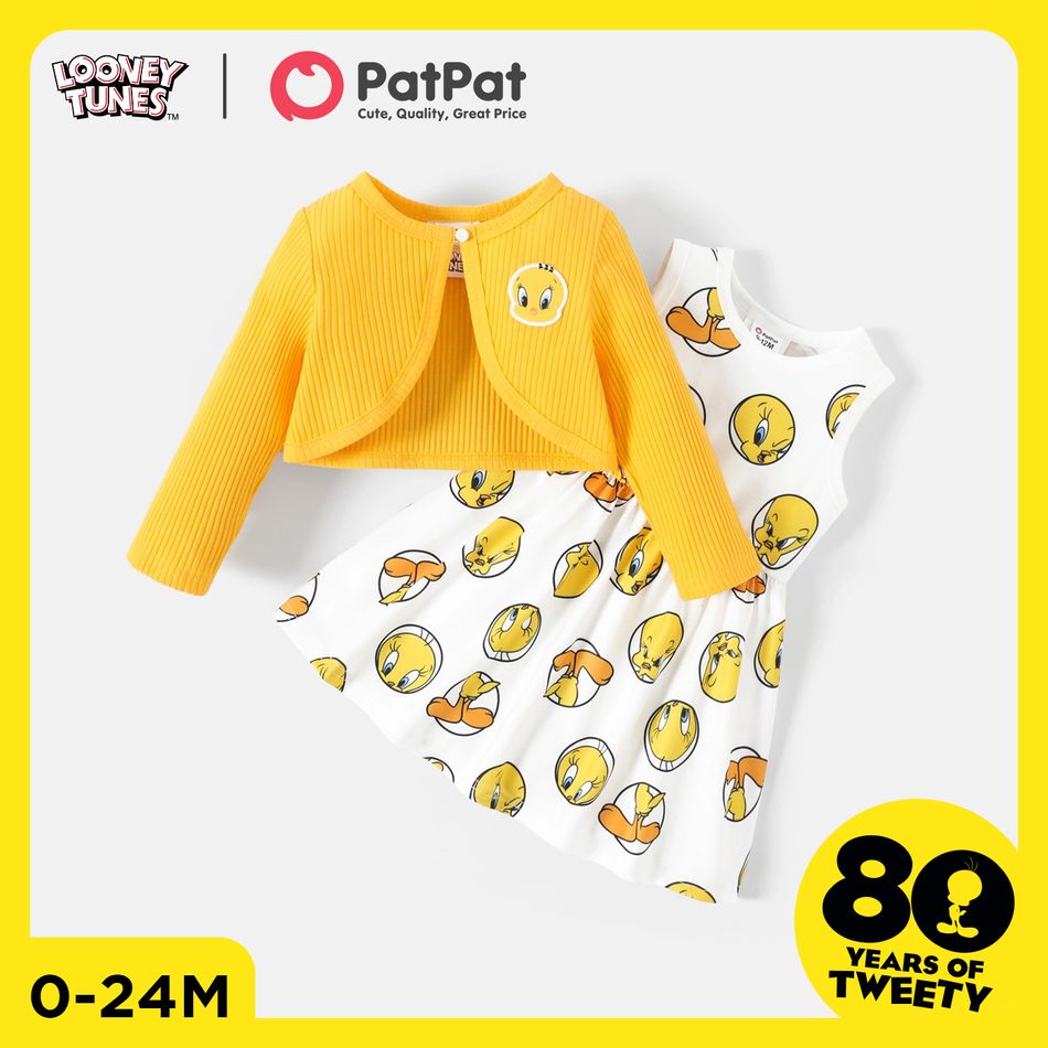 Looney Tunes 2pcs Baby Girl Allover Cartoon Duck Print Tank Dress and Long-sleeve Ribbed Cardigan Set Yellow big image 1