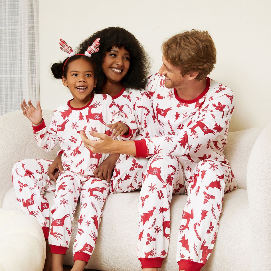 Christmas Family Matching Allover Deer Print Long-sleeve Naia Pajamas Sets (Flame Resistant) White big image 3