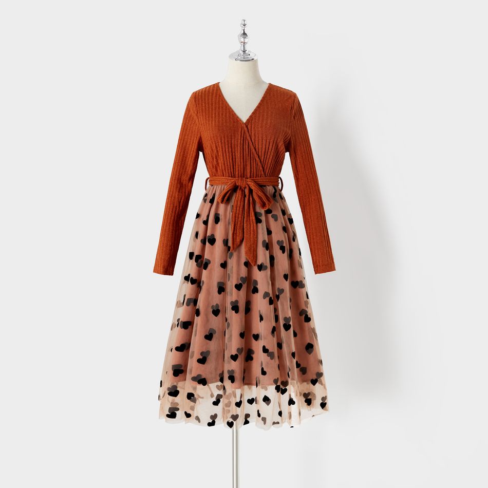 Family Matching Solid Ribbed Spliced Heart Graphic Mesh Dresses and Colorblock Raglan-sleeve Striped T-shirts Sets Orange big image 2