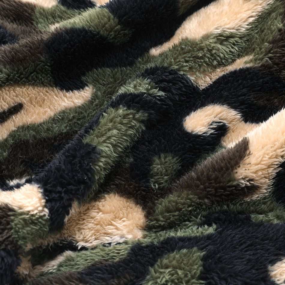 Kid Boy Camouflage Print Flannel Fleece Jacket Army green