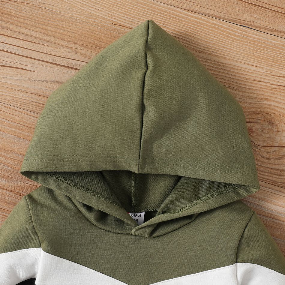 2pcs Baby Boy Long-sleeve Colorblock Spliced Hoodie & Sweatpants Set Army green big image 3