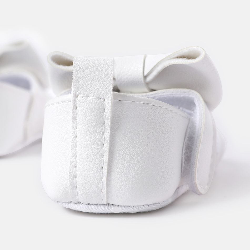 Baby / Toddler Bow Decor Heart Graphic Prewalker Shoes White