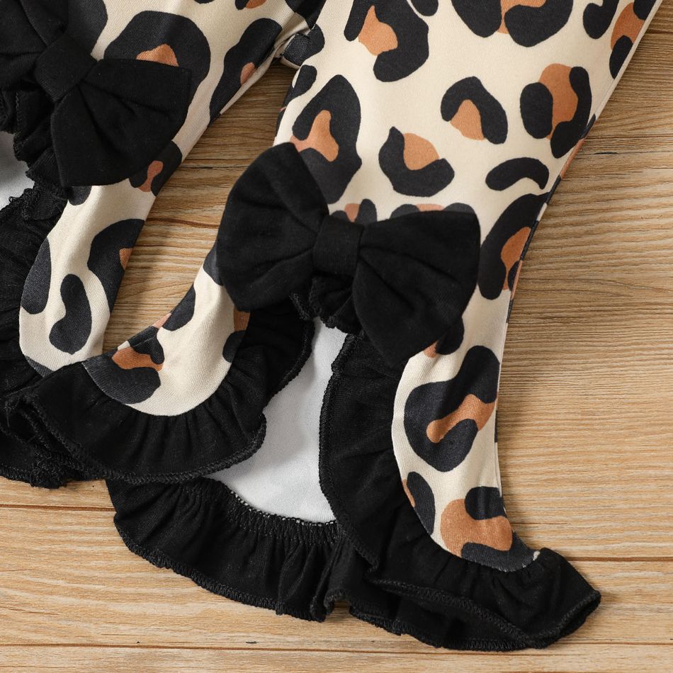 3pcs Baby Girl 95% Cotton Long-sleeve Letter Graphic Romper and Ruffle Trim Leopard Print Flared Pants & Headband Set Black big image 5