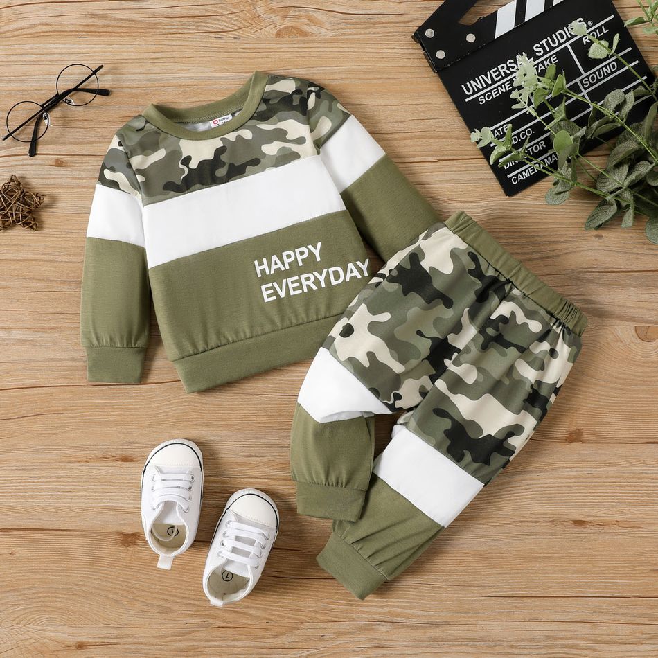 2pcs Baby Boy Letter Print Camouflage Colorblock Spliced Long-sleeve Sweatshirt & Sweatpants Set Army green