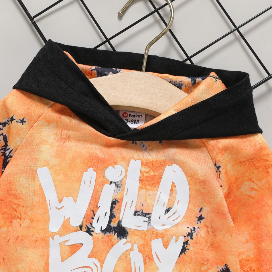 2pcs Baby Boy Letter Print Tie Dye Long-sleeve Hoodie and Ripped Jeans Set Orange big image 3