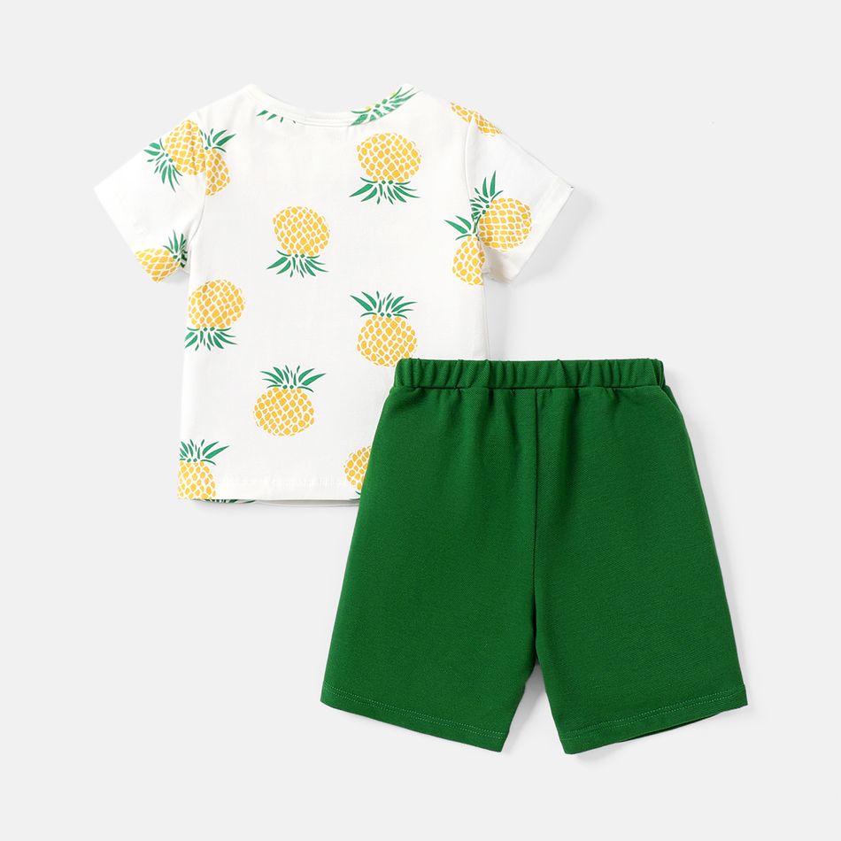 2pcs Toddler Girl/Boy Pineapple Print Short-sleeve Cotton Tee and Button Design Shorts Set Green big image 2