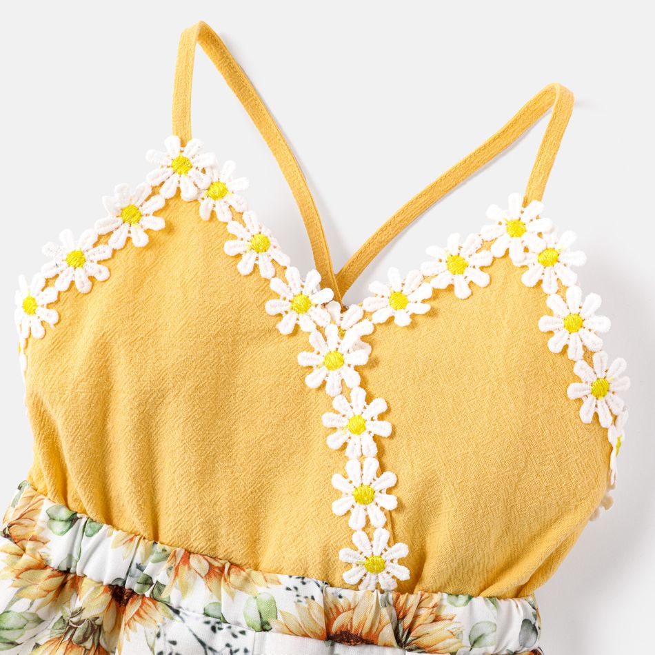 Baby Girl Floral Applique Design Sunflower Print & Solid Spliced Cami Romper Yellow big image 3