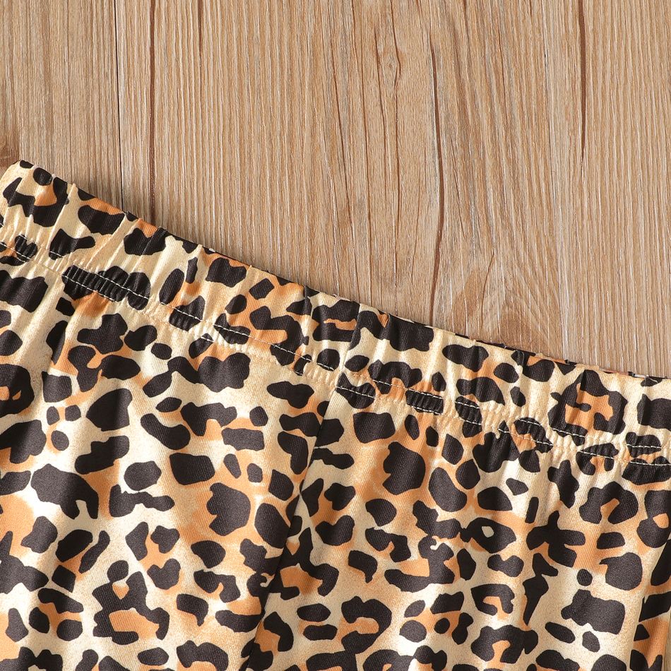 2pcs Kid Girl Face Graphic Short-sleeve Tee and Leopard Print Leggings Set White big image 3