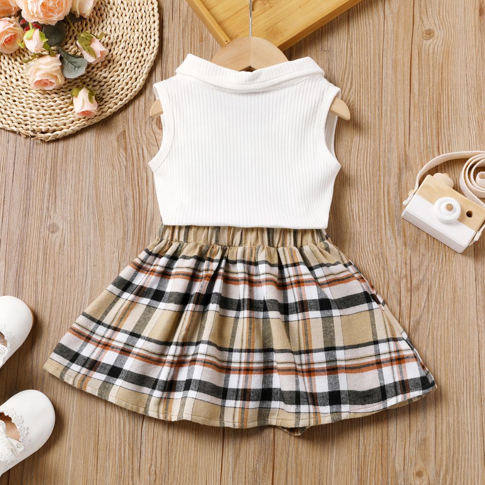 2pcs Toddler Girl Preppy style Lapel Collar Sleeveless Tee and Plaid Pleated Skirt Set White big image 2