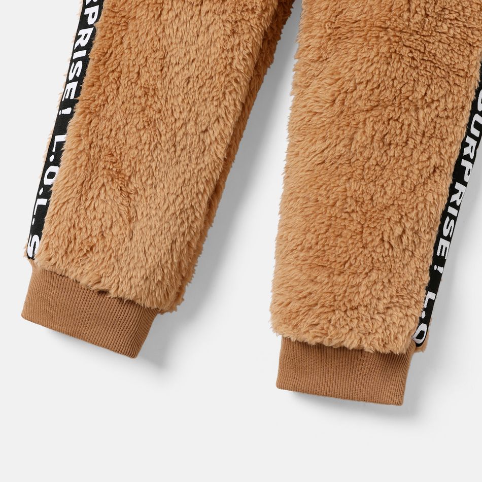 L.O.L. SURPRISE! 2pcs Toddler Girl Letter Print Colorblock Fleece Hoodie Sweatshirt and Elasticized Pants Set Brown big image 4