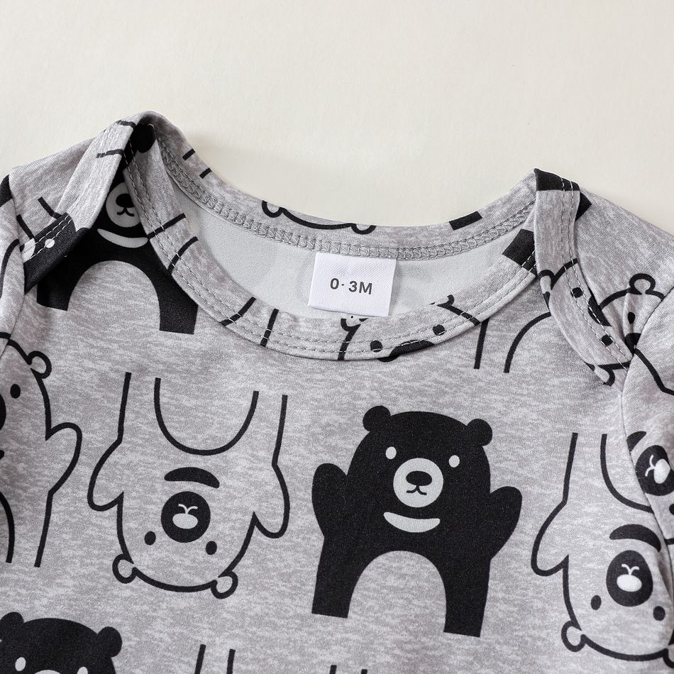 2pcs Baby Boy Allover Bear Print Short-sleeve Romper & Hat Set Grey big image 3