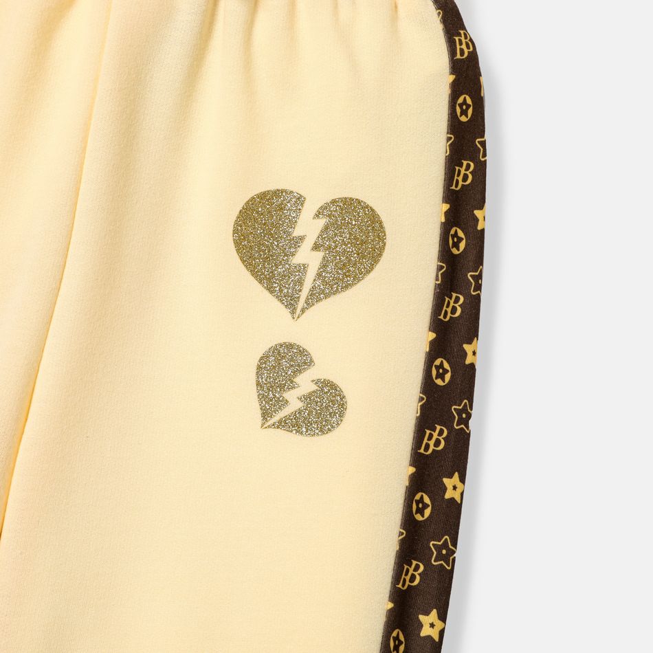 لول. مفاجئة! سروال مطاطي بطبعة قلب نجمة للفتيات الصغيرات كريمي big image 3