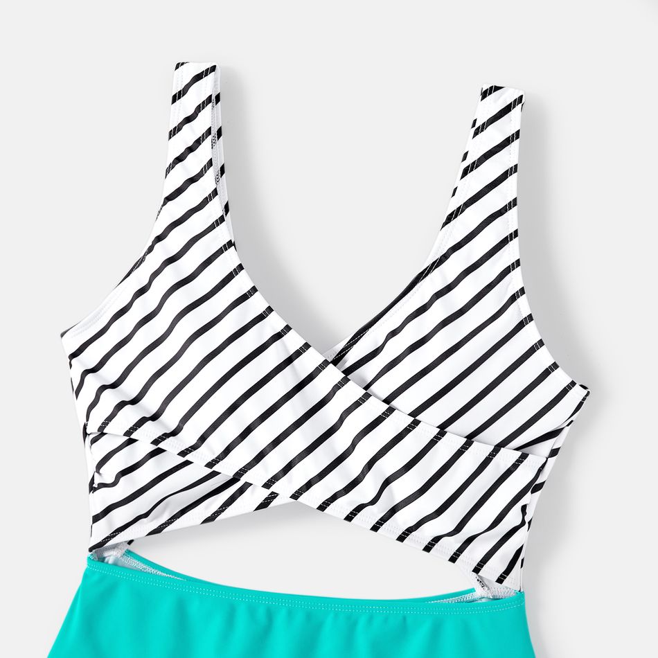 Family Matching Striped Spliced Cut Out One-piece Swimsuit and Colorblock Swim Trunks Green/White big image 6