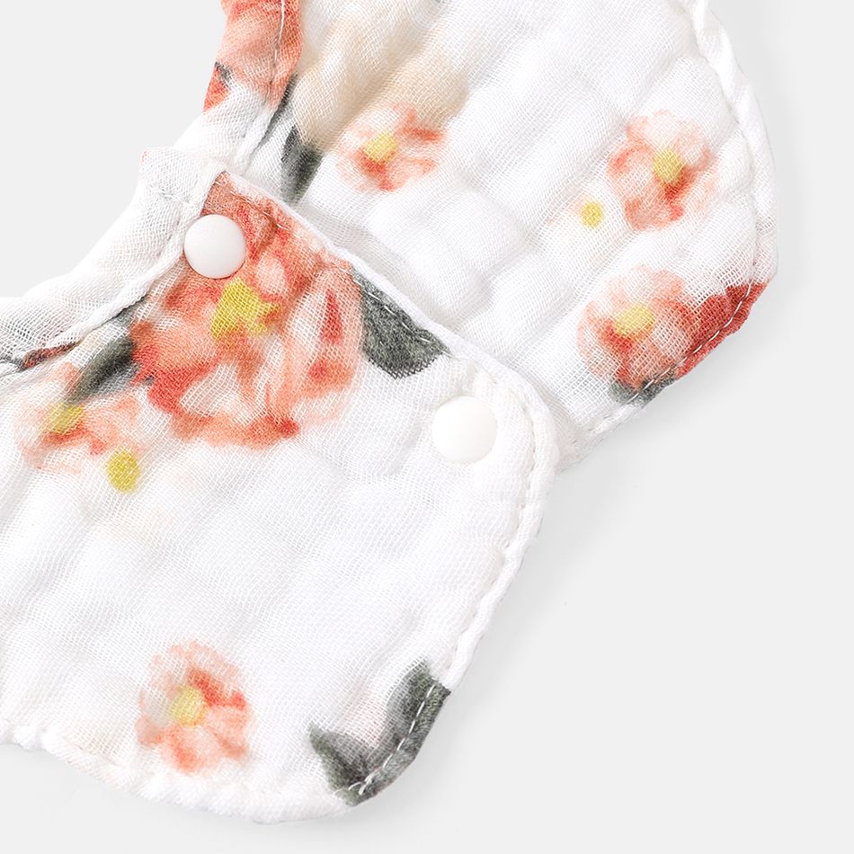 100% Cotton Muslin Baby Bib Floral Pattern Petal Shape 360° Rotate Bandana Drool Bib Multi-color