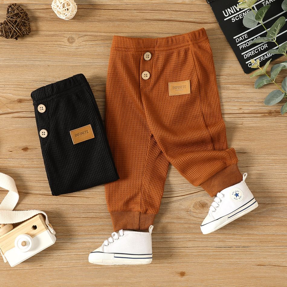 Baby Boy/Girl Letter Patch Detail Solid Waffle Pants Brown big image 2