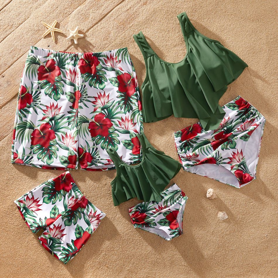 Family Solid Ruffle Top & Floral Print Shorts Matching Swimsuits Green