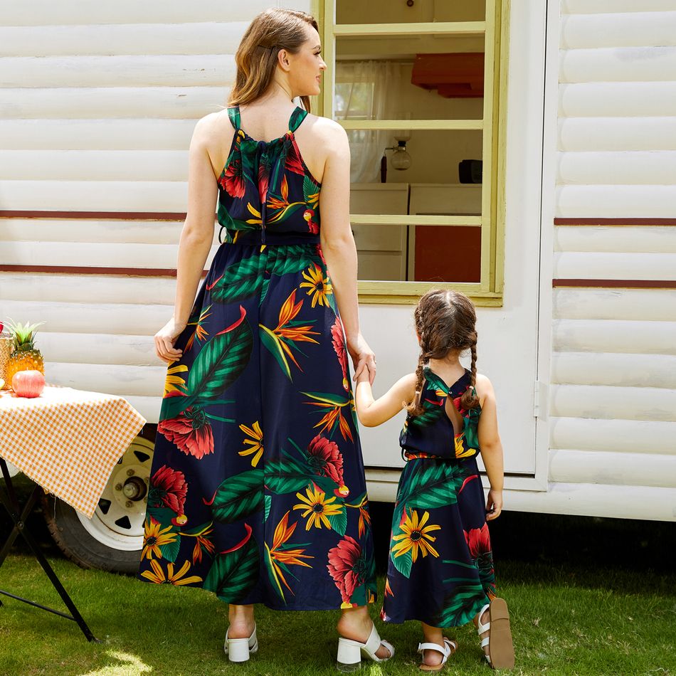 Look de família Plantas e flores tropicais Sem mangas Conjuntos de roupa para a família Conjuntos Multicolorido big image 9