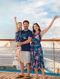category icon for Family Cruise Outfits