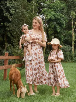 category icon for Mommy & Me Outfits
