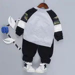 2-piece Toddler Boy 100% Cotton Star Camouflage Print Raglan Sleeve Pullover and Black Pants Set Color block image 2