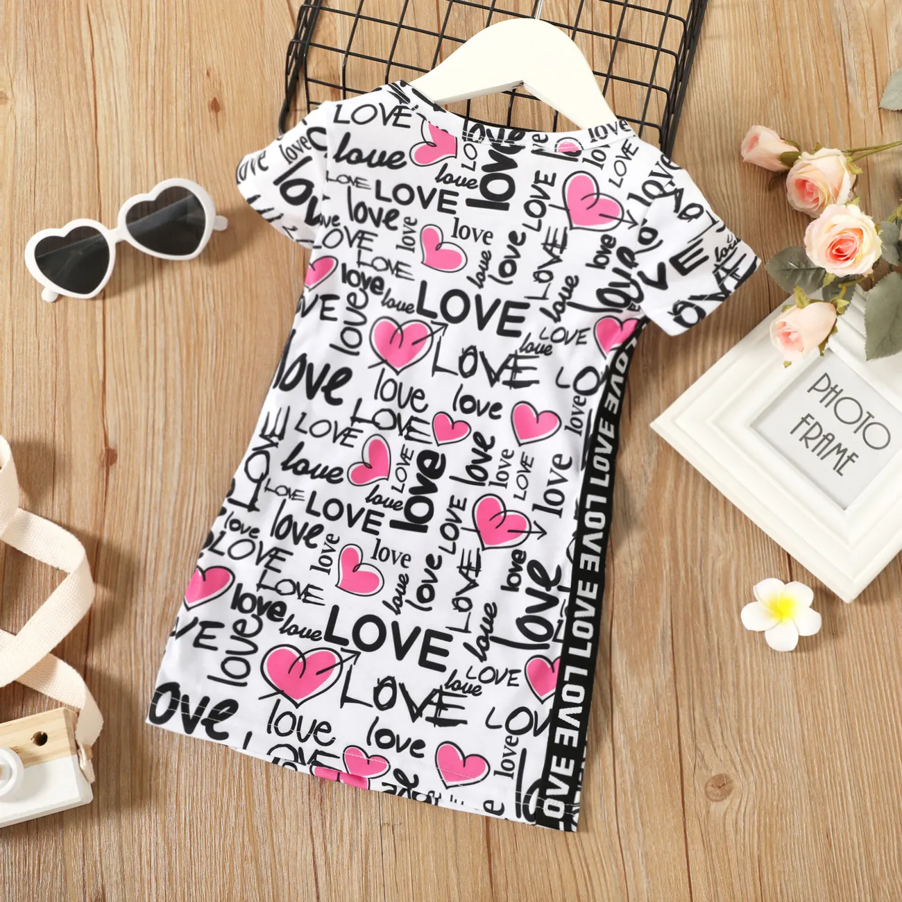 Baby Girl All Over Love Heart and Letter Print Short-sleeve Dress White big image 1