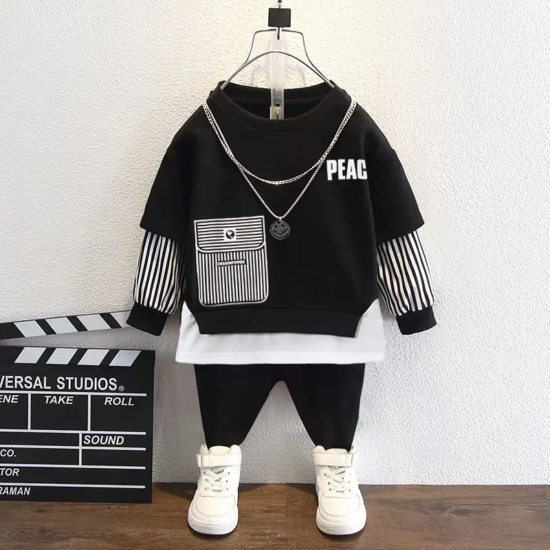 

2pcs Kid Boy Faux-two Letter Print Striped Sweatshirt and Black Pants Set