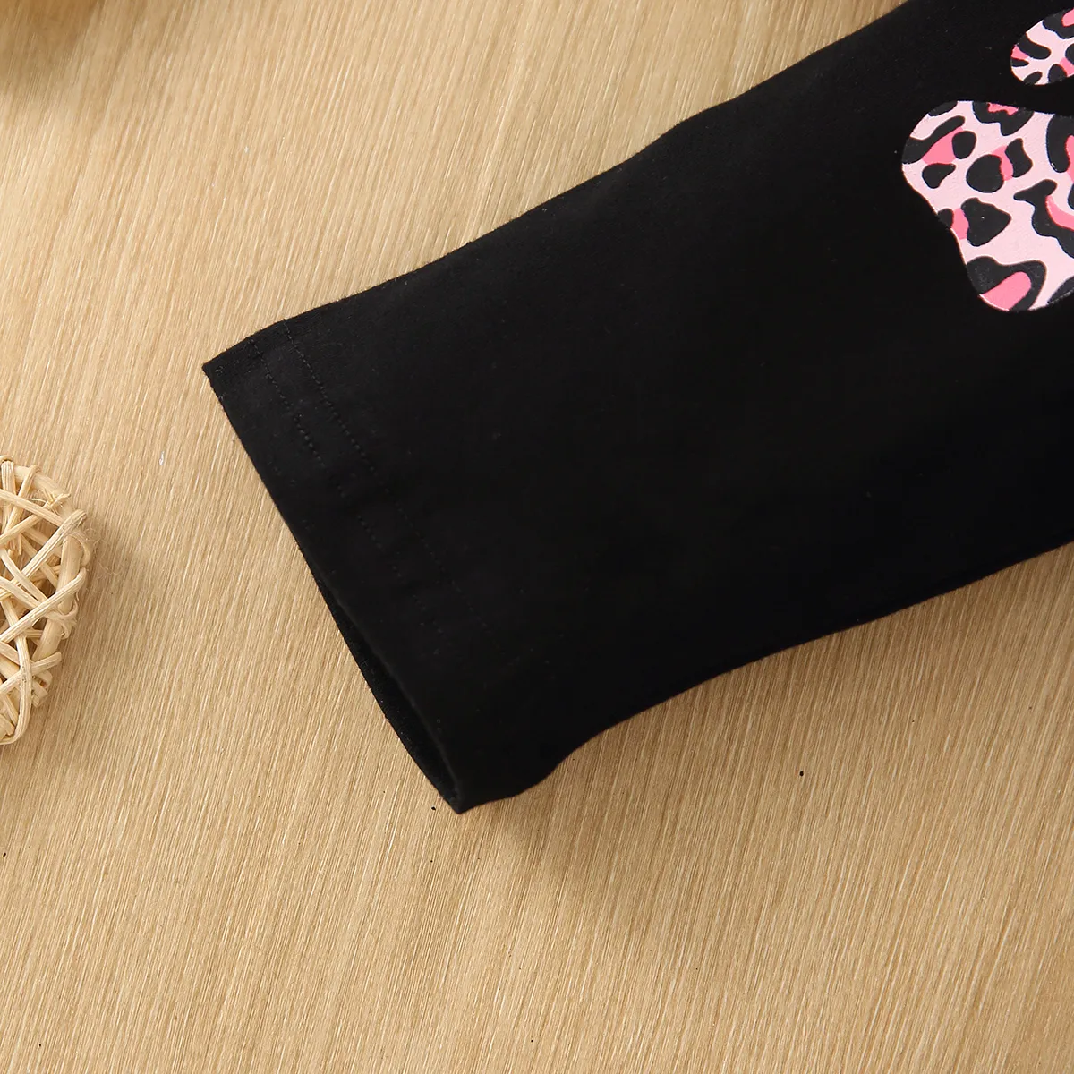 2pcs Kid Girl Cat Kitty Print Pink Sweatshirt and Paw Print Leggings Set Pink image 5