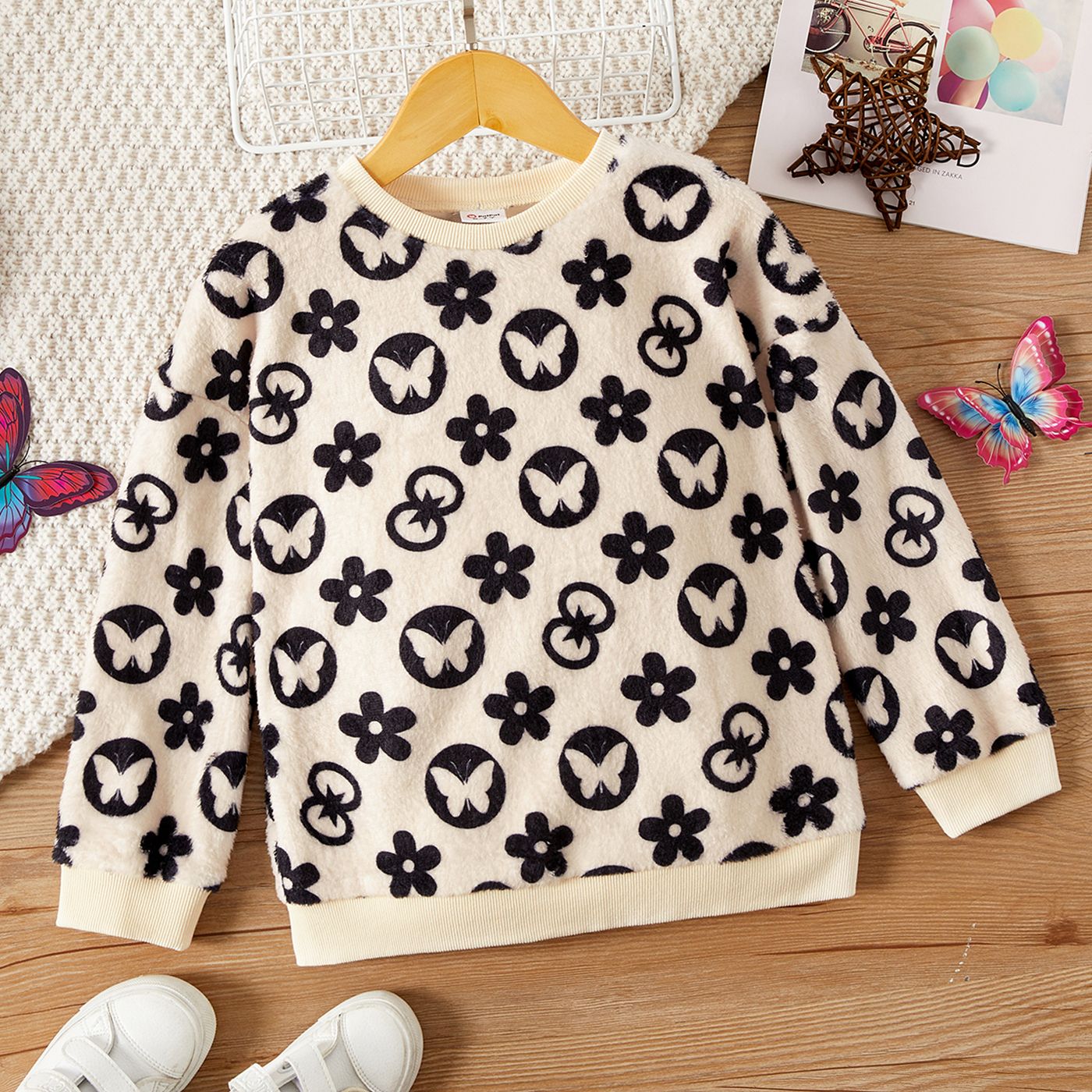 

Kid Girl Preppy style Butterfly Floral Pattern Flannel Fleece Sweatshirt