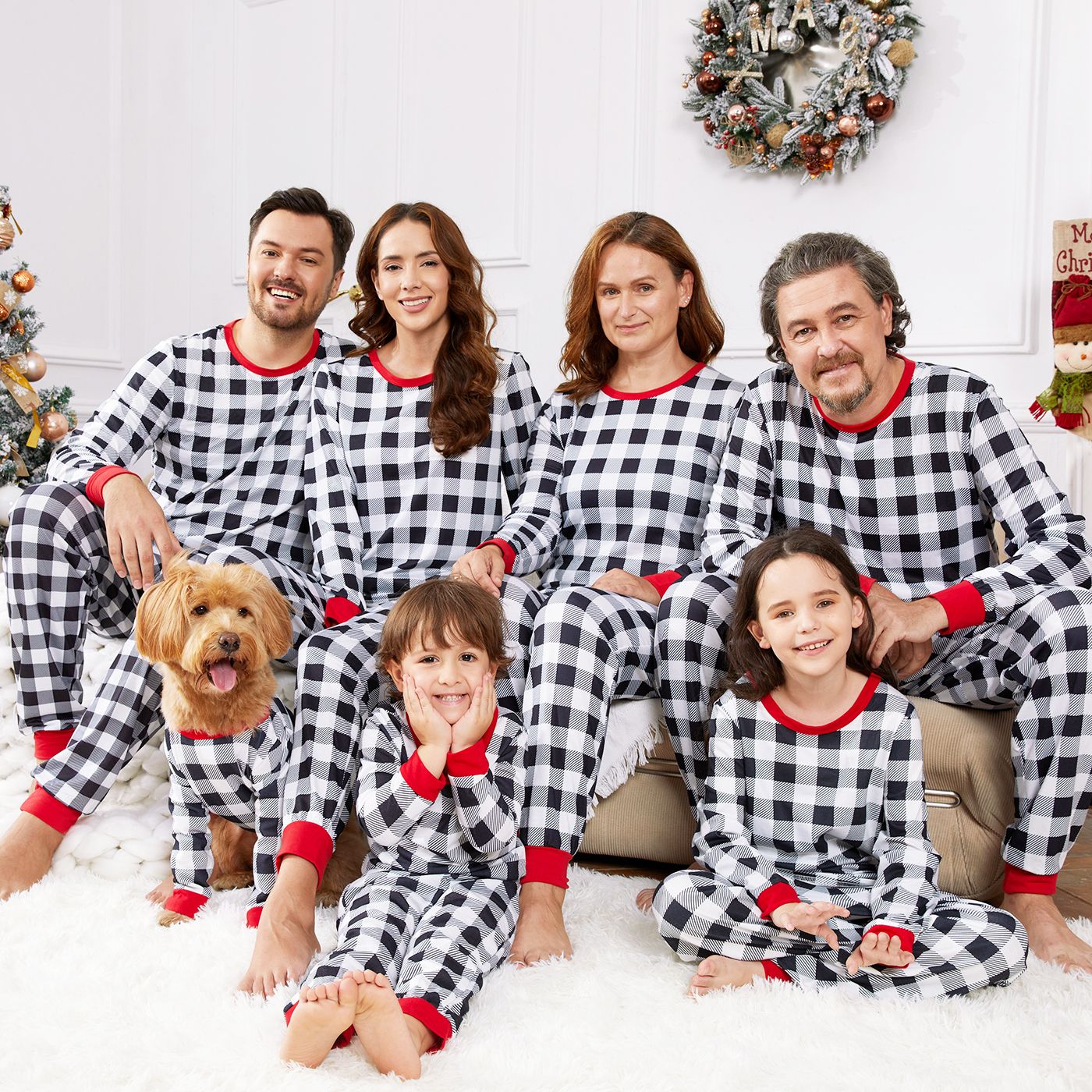 

Christmas Black Plaid Family Matching Long-sleeve Pajamas Sets (Flame Resistant)