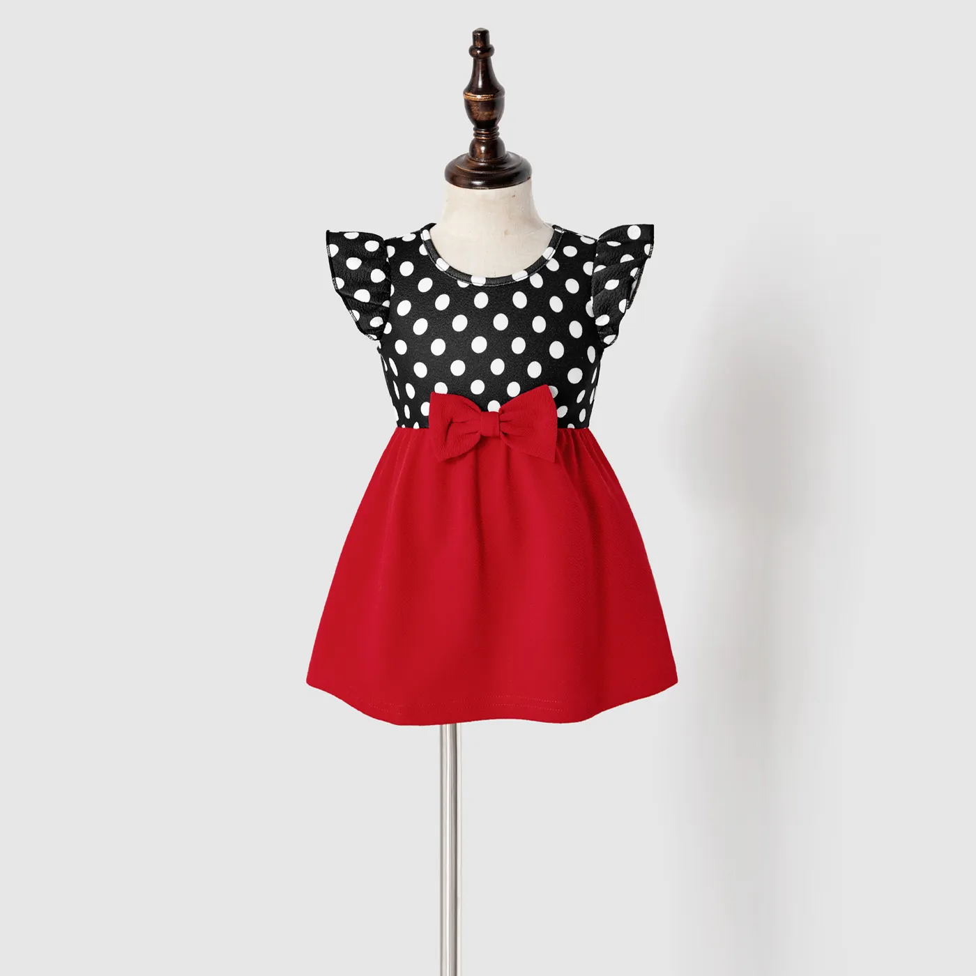 Family Matching Polka Dot Print Tie Neck Sleeveless Red Spliced Dresses and Short-sleeve Colorblock T-shirts Sets redblack big image 1