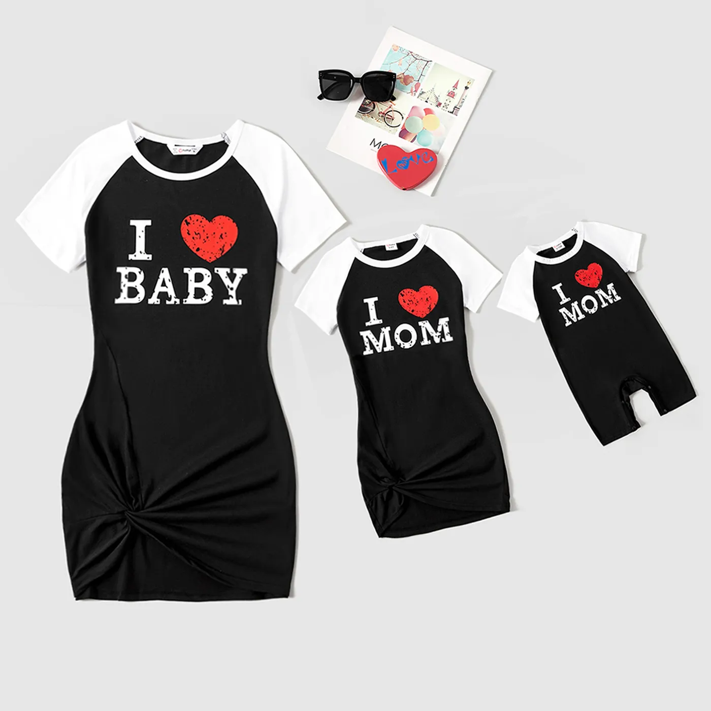 

Mommy and Me Heart & Letter Print Raglan-sleeve Twist Knot Bodycon Dresses