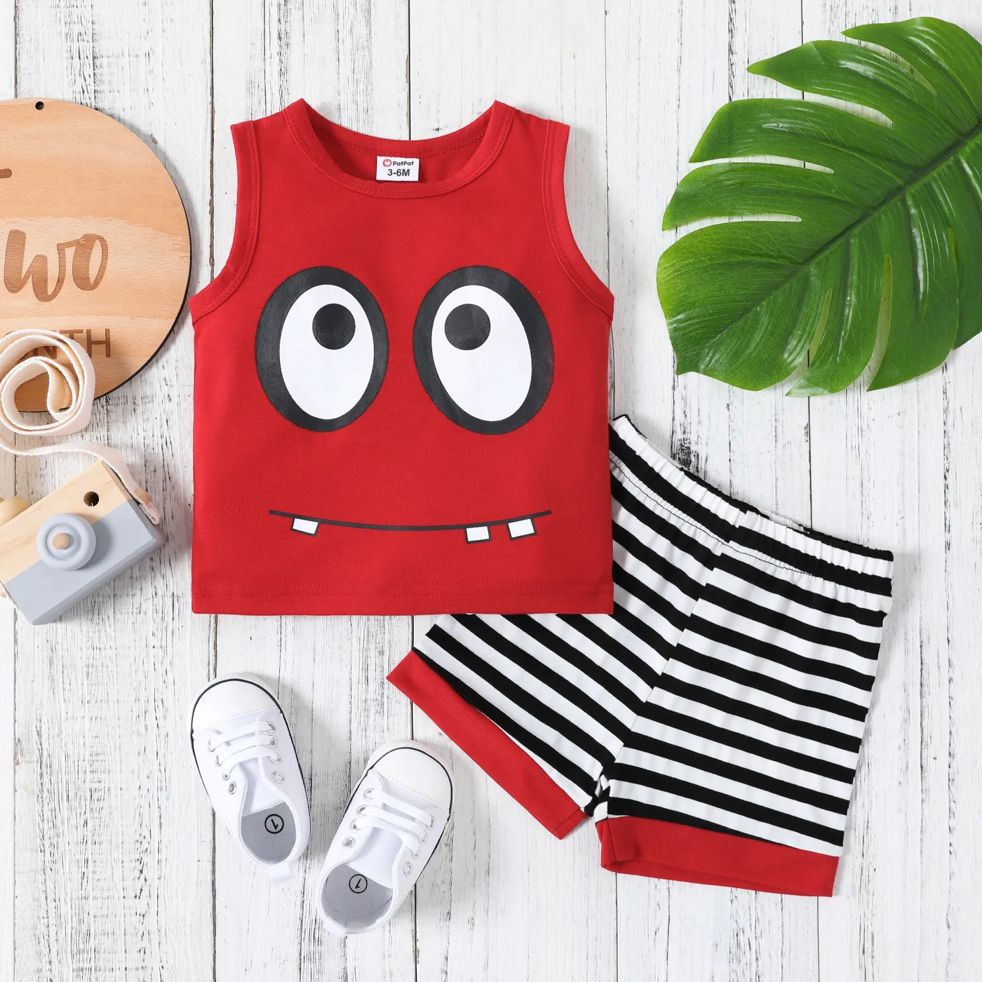 

2pcs Baby Boy 95% Cotton Striped Shorts and Graphic Tank Top Set
