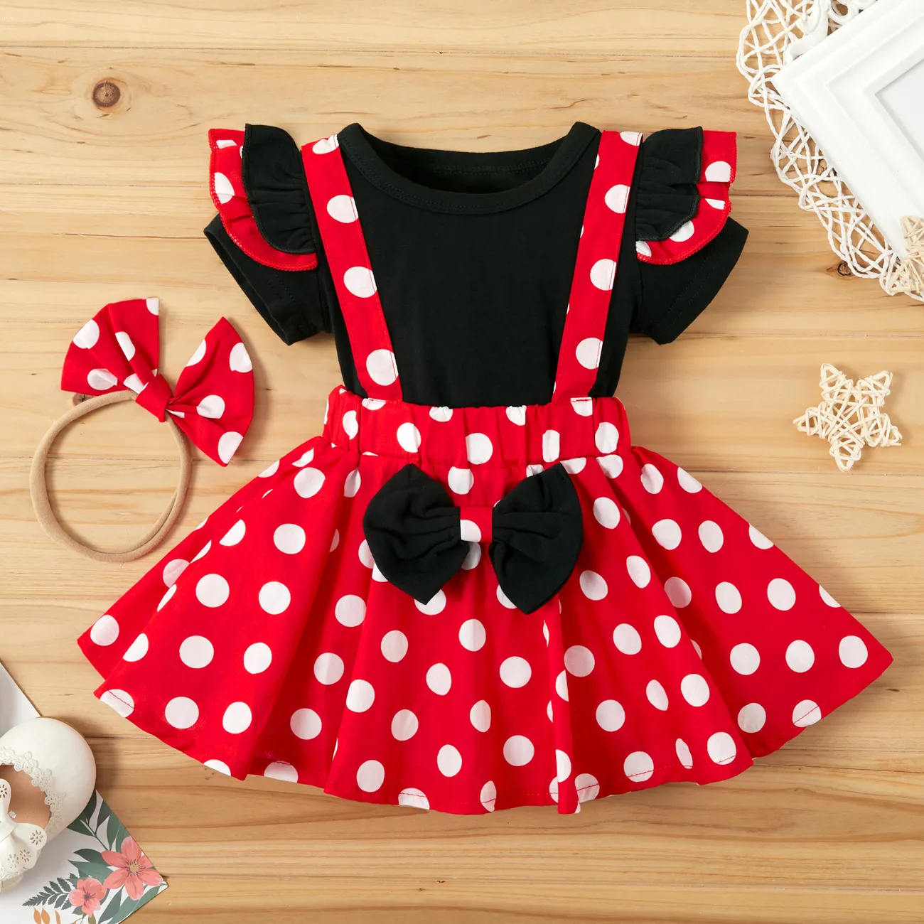 3pcs Baby Girl Cotton Ruffle Short-sleeve Top and Bow Front Polka Dot Suspender Skirt & Headband Set  big image 1