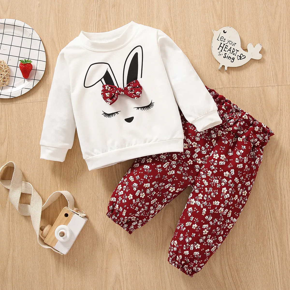 2pcs Baby Girl Rabbit Graphic Long-sleeve Cotton Sweatshirt and Floral Print Pants Set big image 1