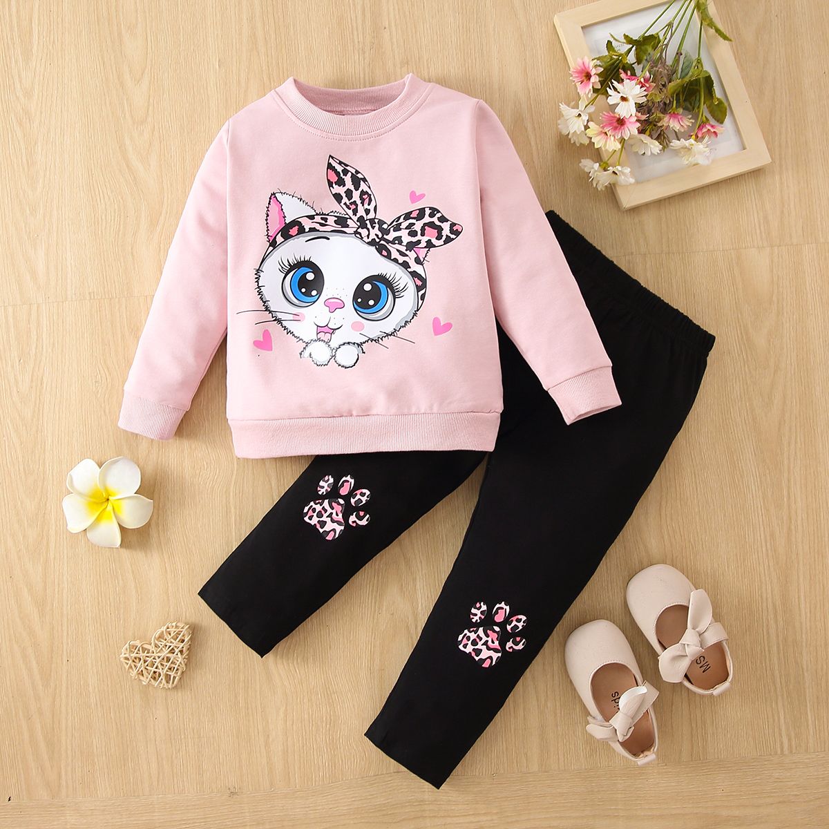 2pcs Toddler Girl Cat Print Sweatshirt And Paw Print Leggings Set