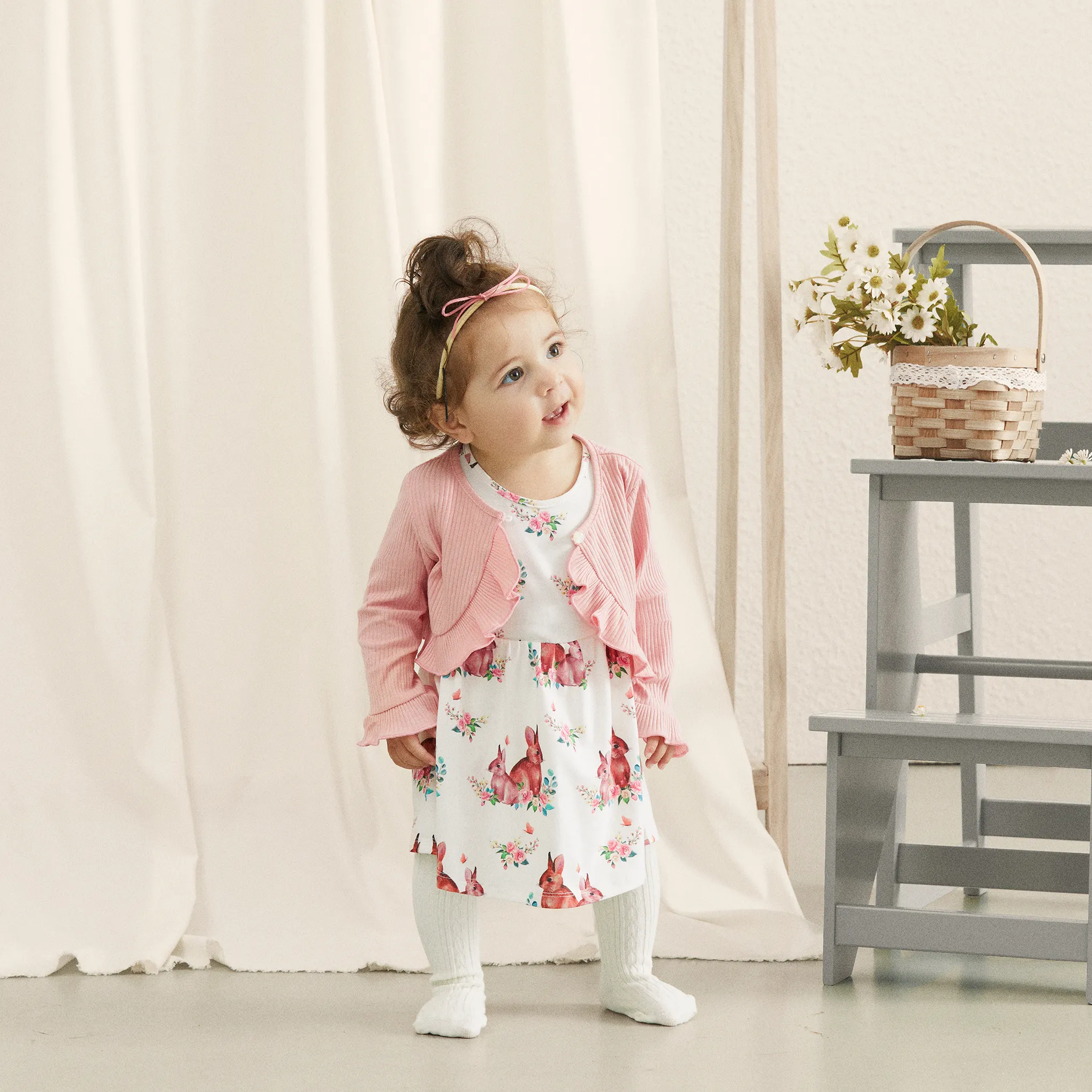 2pcs Baby Girl Floral Print Naia™ Tank Dress and Ruffle Trim Long-sleeve Cardigan Set Pink image 3