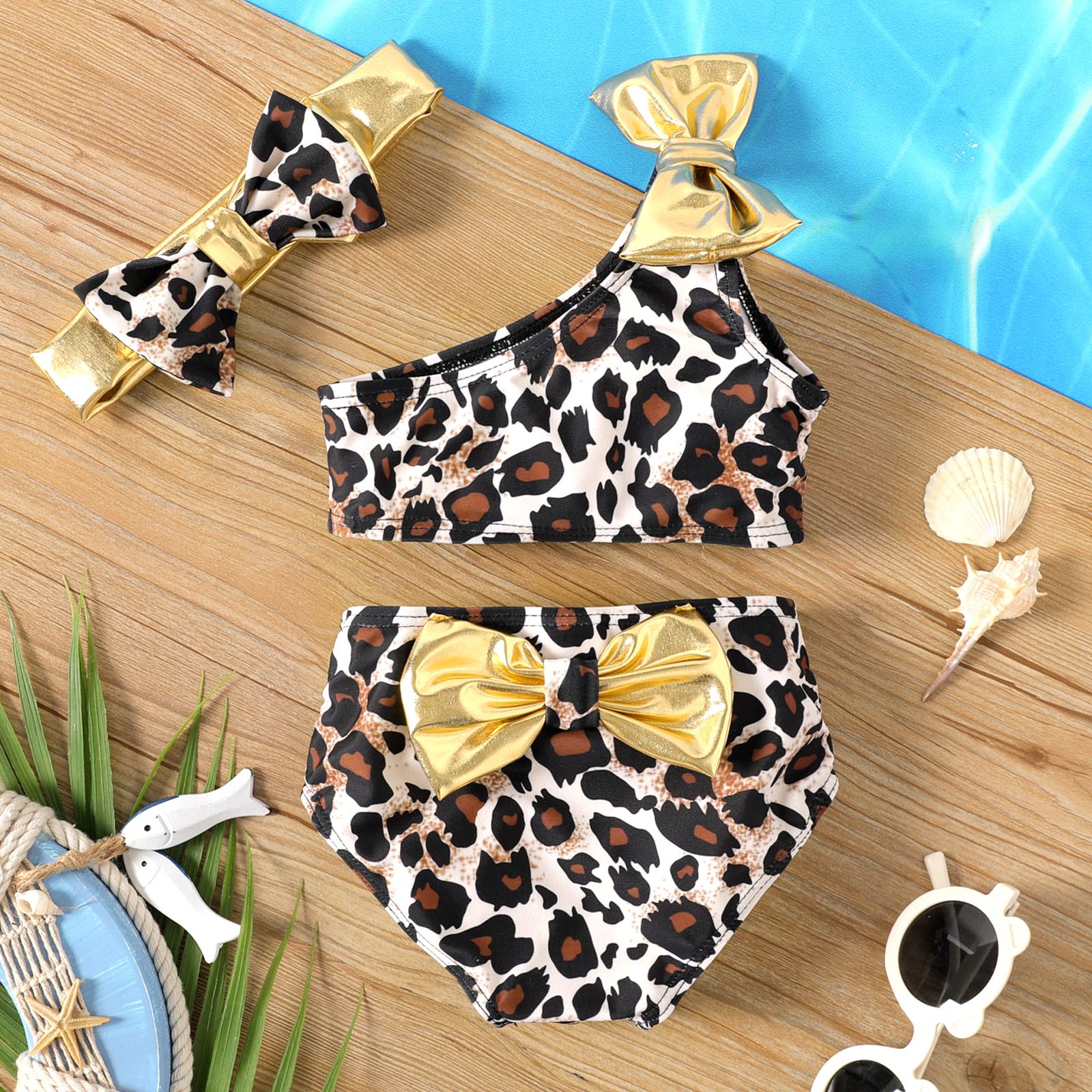 

3pcs Baby Girl Bow Decor Leopard Print One Shoulder Two-piece Swimsuit & Headband Set