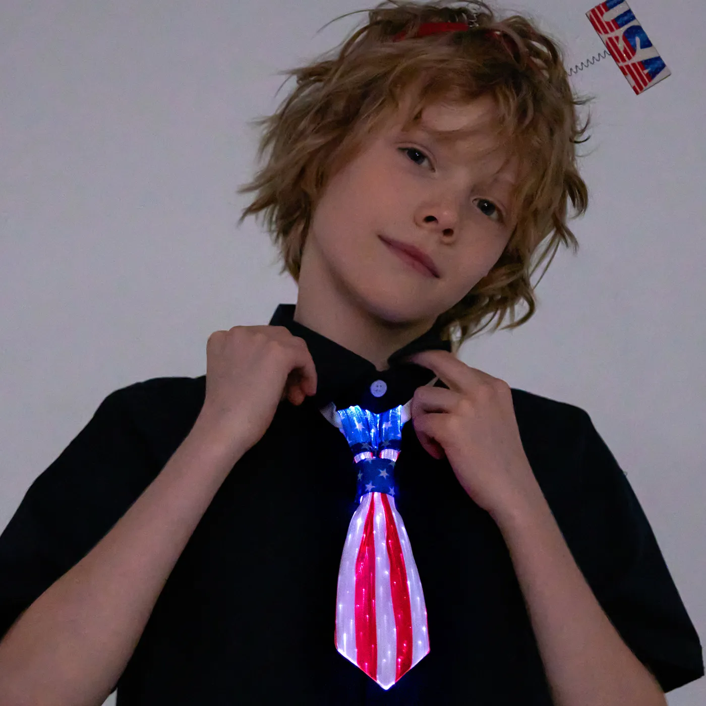 Go-Glow Light Up Stripe Necktie Including Controller (Battery Inside)