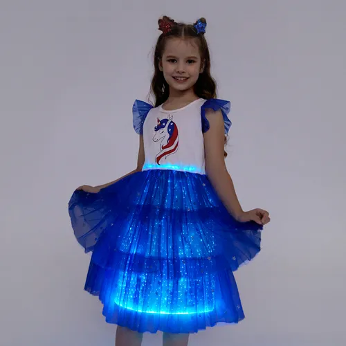 Go-Glow iluminando vestido unicórnio com saia azul claro, incluindo controlador (bateria dentro)