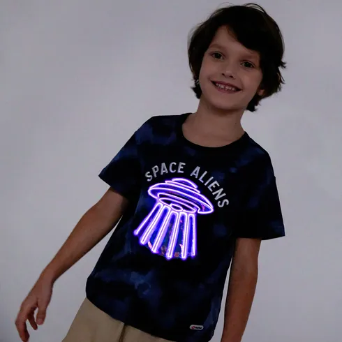 Go-Glow Illuminating T-shirt with Light Up UFO Including Controller (Built-In Battery) Dark Blue big image 5