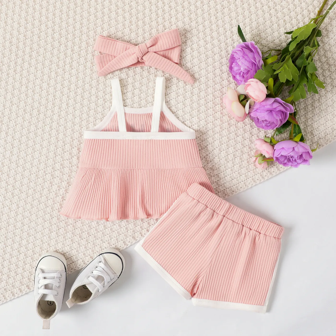 3pcs Baby Girl 95% Cotton Letter Print Rib-knit Peplum Cami Top & Color Block Shorts & Bow Headband Set  Pink image 2