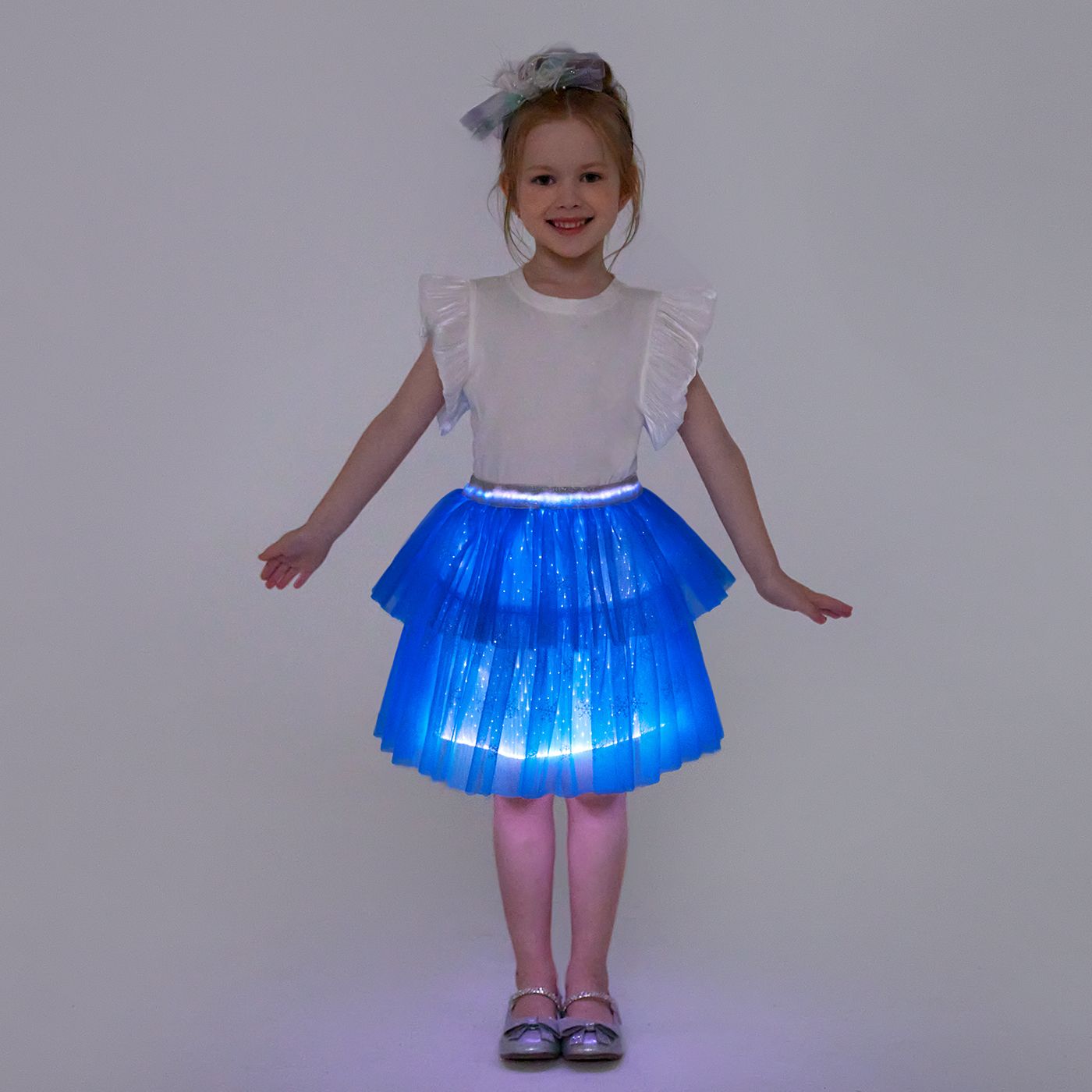 Jupe Bleue Go-Glow Light Up Avec Paillettes De Flocon De Neige, Y Compris Le Contrôleur (batterie Intégrée)