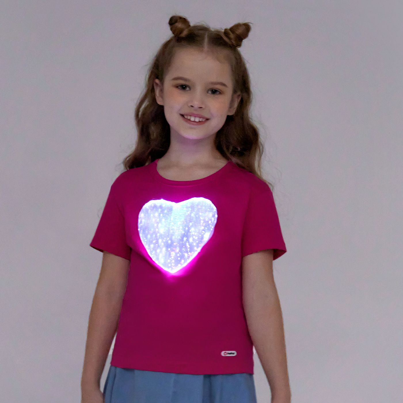 T-shirt éclairant Go-Glow Avec Sac Amovible En Forme De Cœur Lumineux Avec Contrôleur (batterie Intégrée)