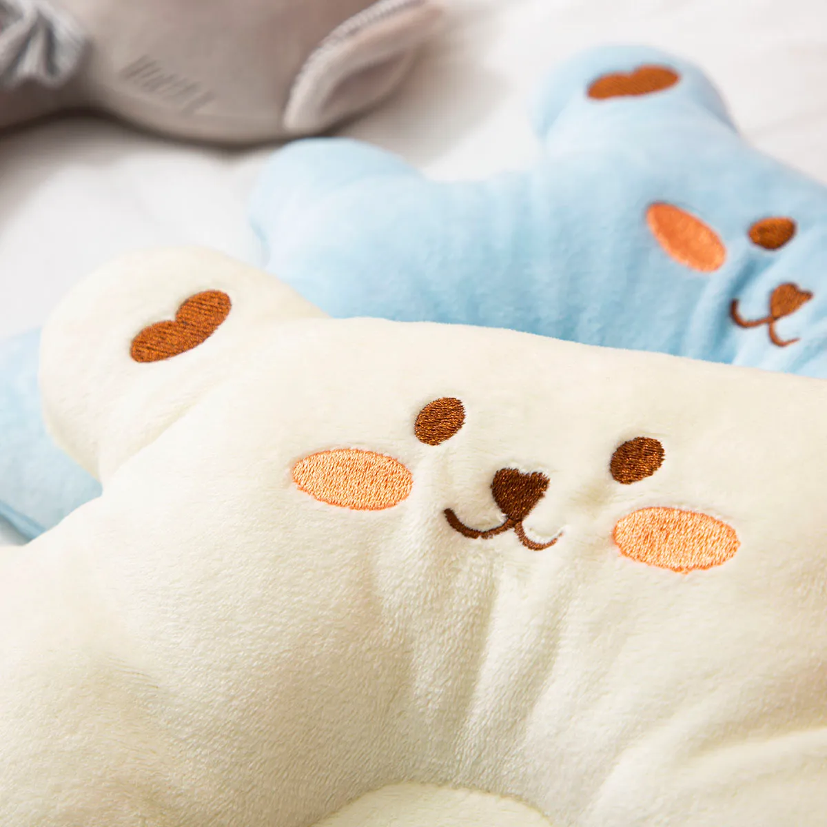 Bebê Little Bear Forma Pillow Amarelo Claro image 2