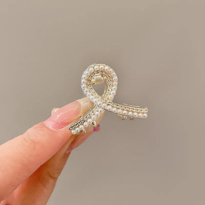 Toddler / Kid's Delicate Rhinestone Pearl Small Hair Clip White