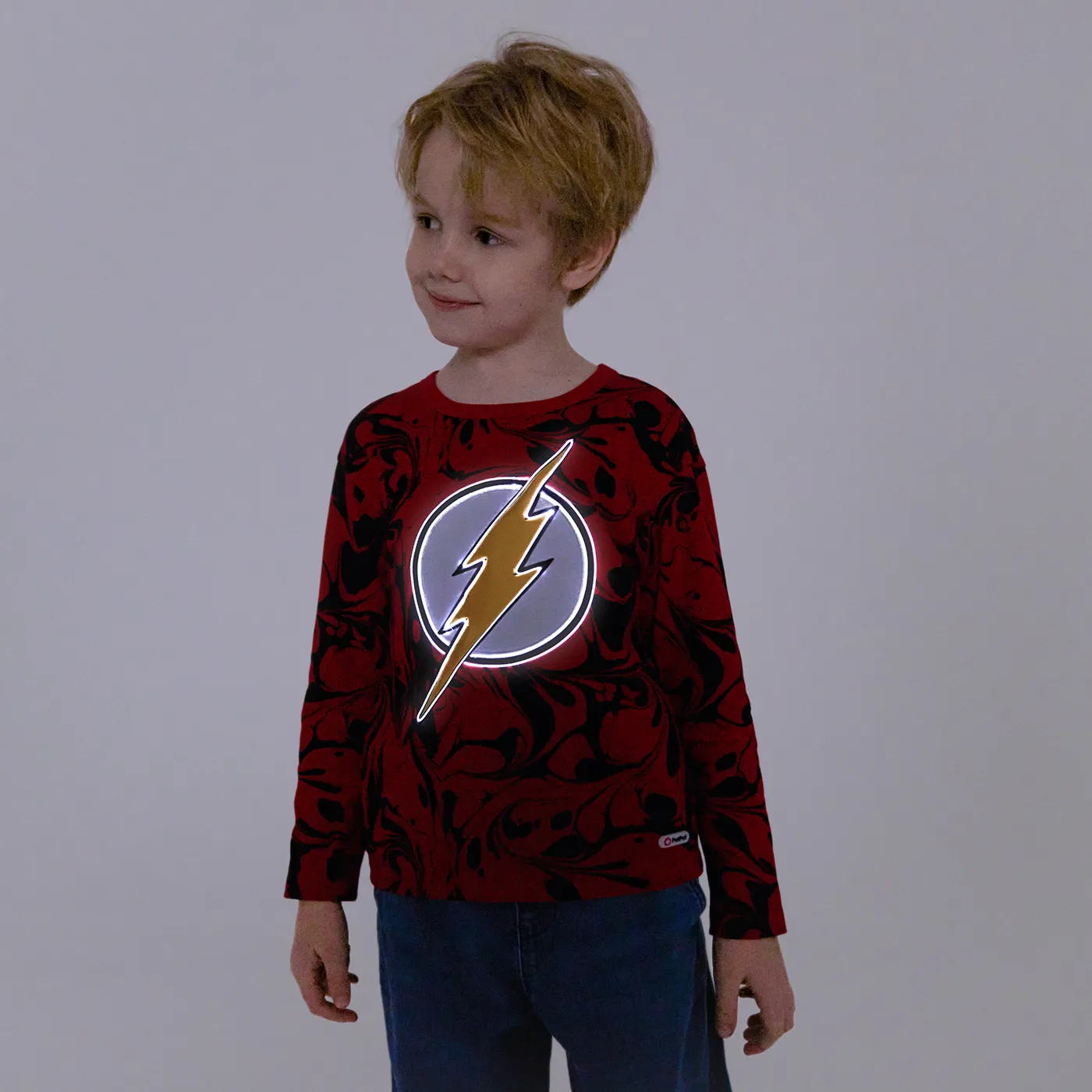 Go-Glow THE FLASH Illuminating Red Sweatshirt with Light Up The Flash Pattern Including Controller (Battery Inside) Red image 5