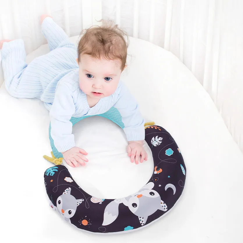 U-Shaped Tummy Time Pillow for Infants  image 3